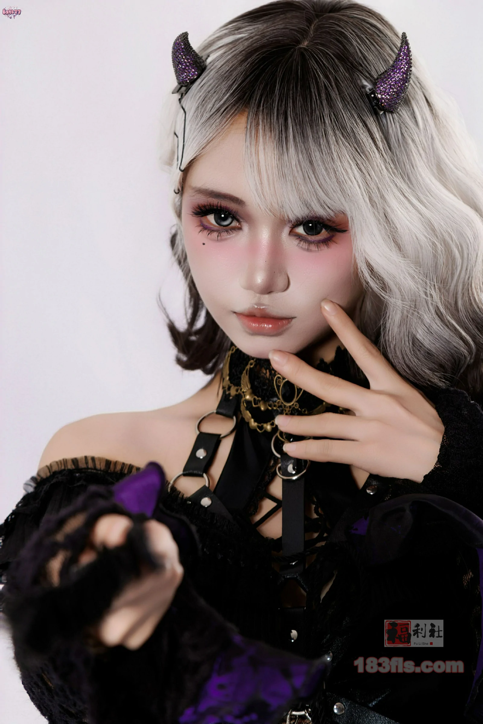 柒柒要乖哦 - 魔女盛宴